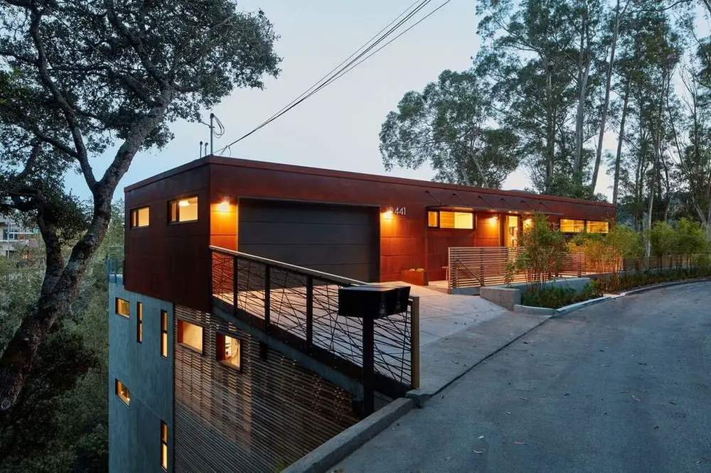 Visit a California Hillside House Rooted in Nature