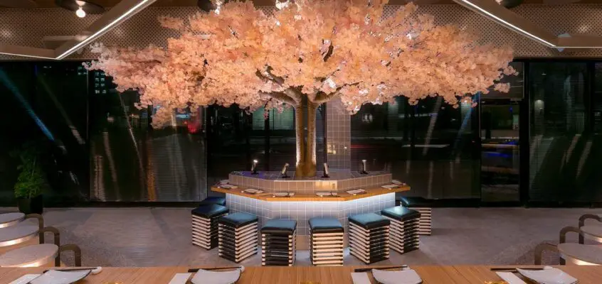 Le Blossom Restaurant in Montreal Dining