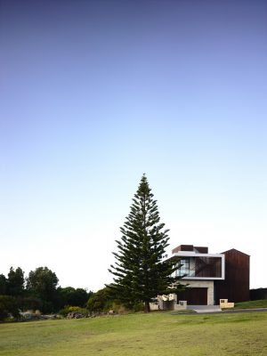 Queenscliff Barn House in Victoria