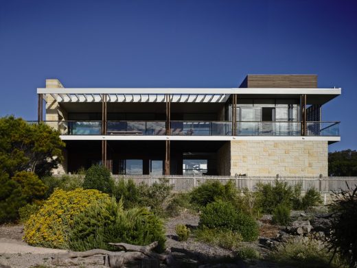 Queenscliff Barn House in Victoria