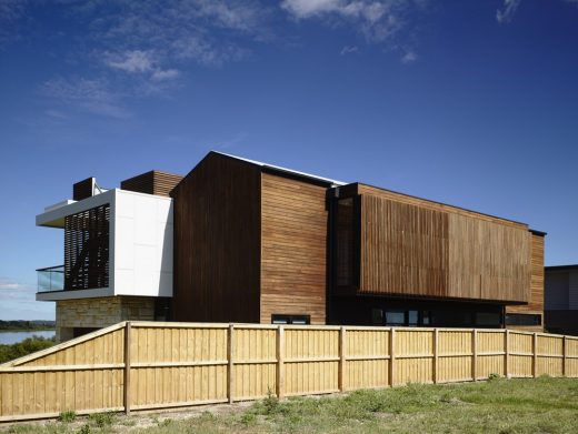 Queenscliff Barn House in Victoria