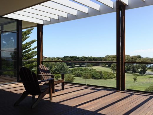 Queenscliff Barn House in Victoria