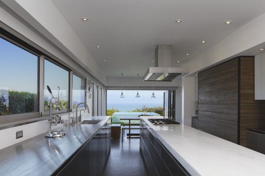 Wakecrest Residence in Malibu