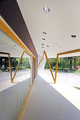 Yellow and Terrazzo House in Bulciago