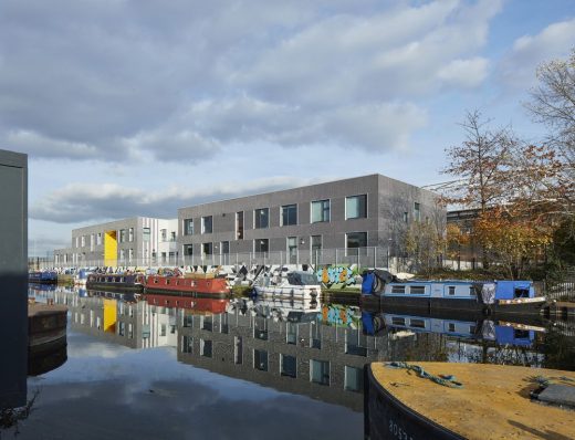 Bobby Moore Academies, Stratford School building