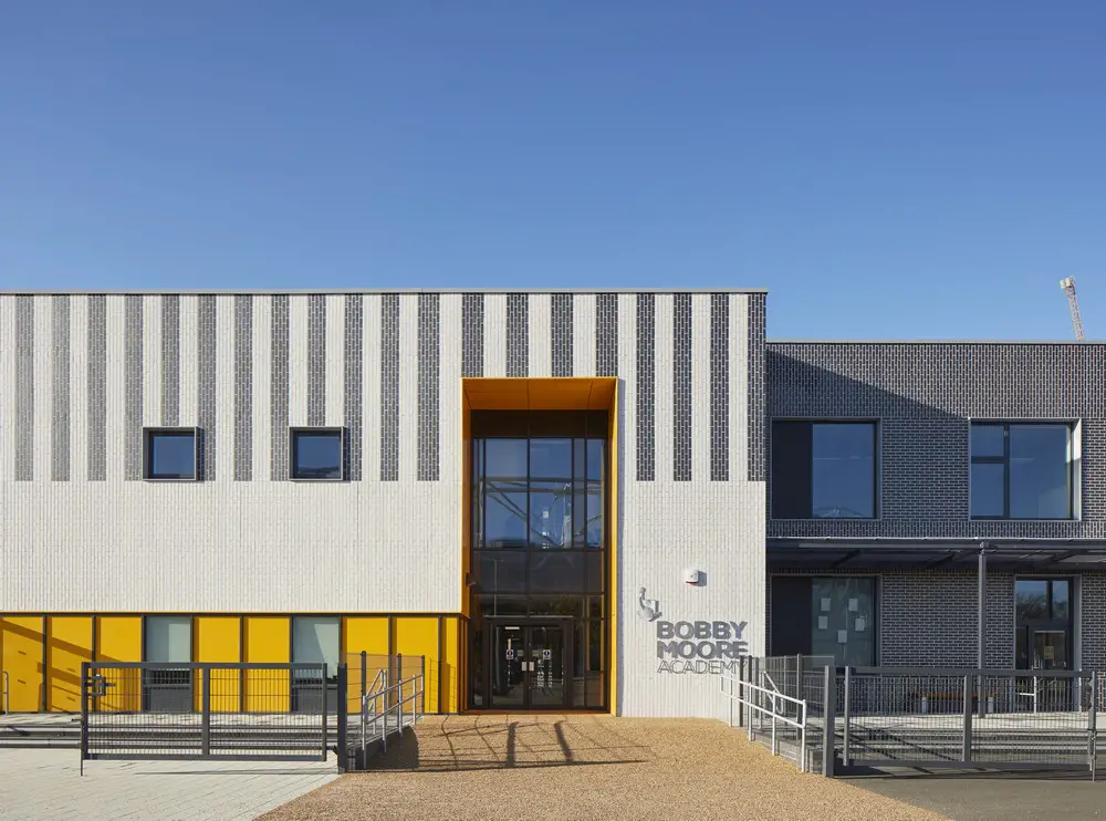 Bobby Moore Academies, Stratford School building