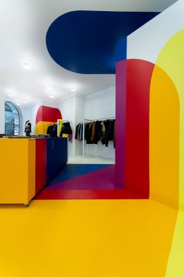 Homecore Shop in Les Champs Elysees Paris