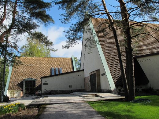 Honkanummi chapel in Vantaa by Architect Erik Bryggman