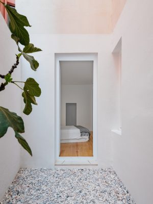 Lapa Apartment in Lisbon