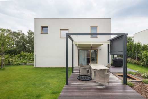 Extended House in Prague