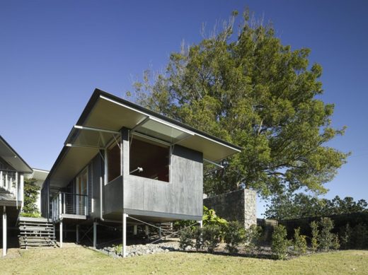 Glass House Mountains Queensland home design by Bark Design Architects