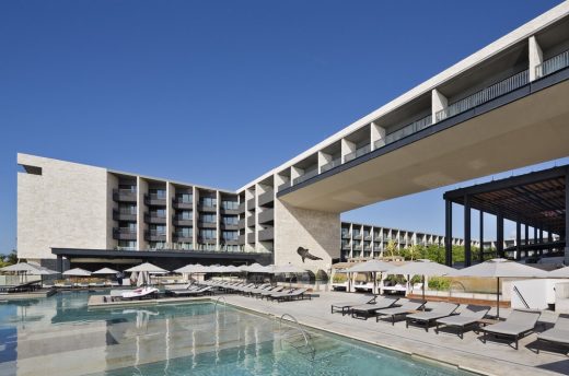 Grand Hyatt at Playa del Carmen Mexican Hotel Building