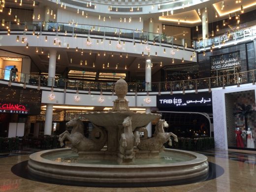 Mall of the Emirates Dubai atrium fountain