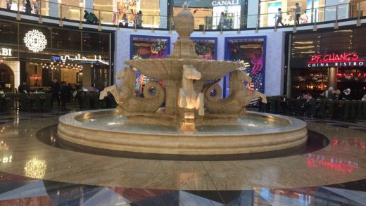Mall of the Emirates Dubai fountain