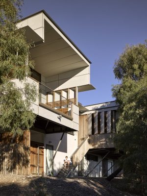 Springs Beach House on the Discovery Coast