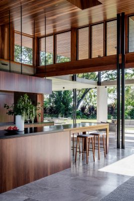 Queensland Luxury home design by Shaun Lockyer Architects