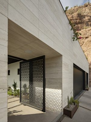 Red Rocks Residence in Phoenix Arizona