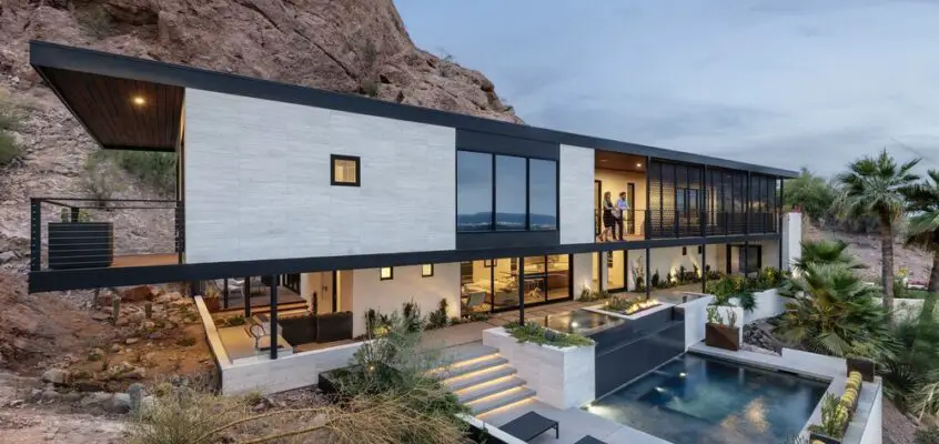 Red Rocks Residence in Phoenix, Arizona