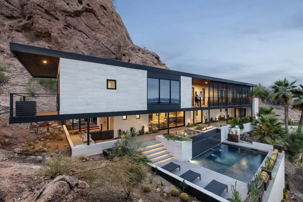 Red Rocks Residence in Phoenix Arizona