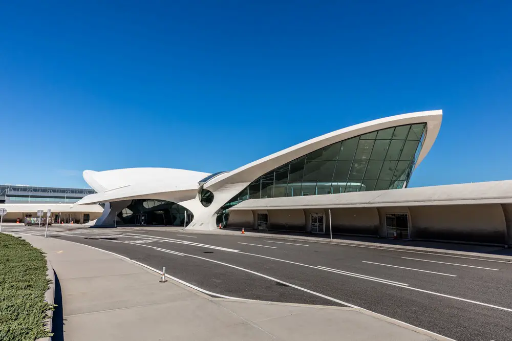 TWA Flight Center John F Kennedy Airport building