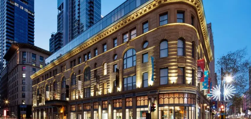 Birks Hotel in Montreal Accommodation