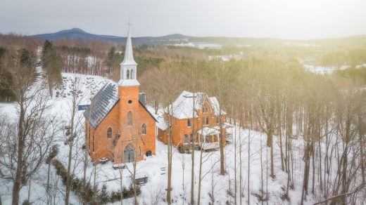 Church Residence in Frelighsburg Quebec