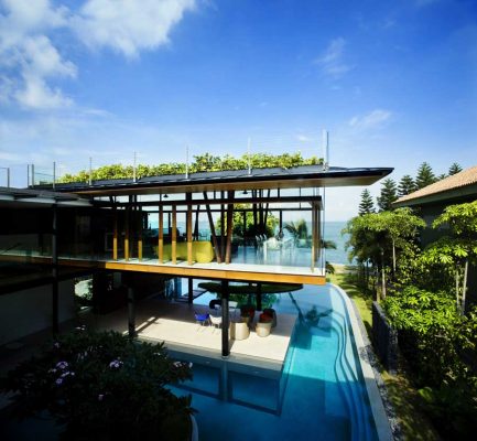 Contemporary luxury Singapore residence by Guz Architects