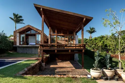 Lake House in Alvorada do Sul Brazil