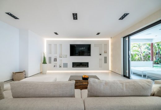 Luxury house in Calabasas living room