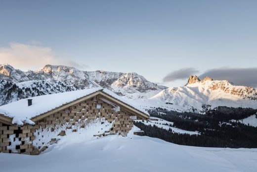 Zallinger Refuge in Saltria South Tyrol