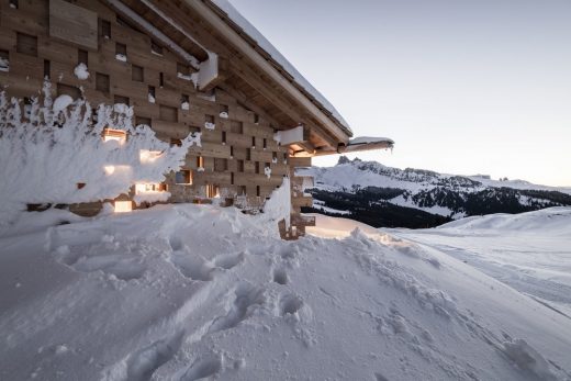 Zallinger Refuge in Saltria South Tyrol