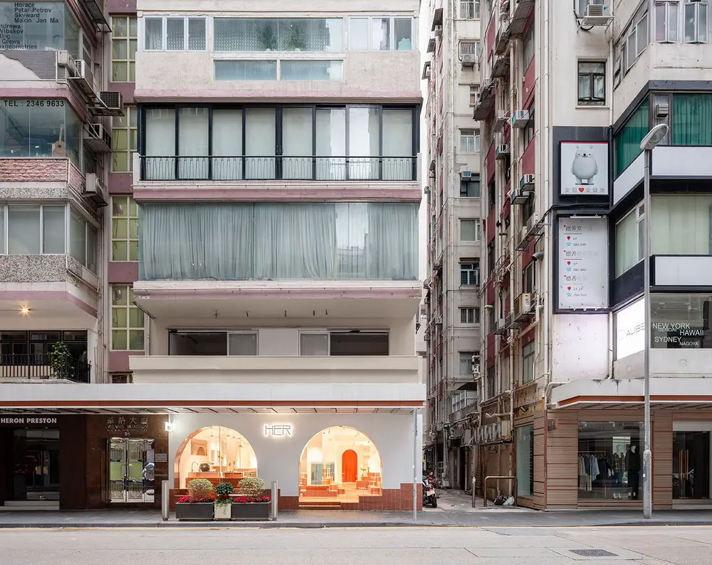 Hermès reopens its store in Pacific Place Mall, revealing a unique,  spacious design and reaffirming its history with Hong Kong - Retail Focus -  Retail Design