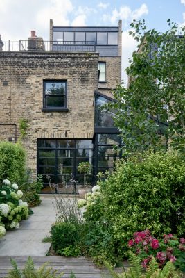 Lantern Lean-to in London