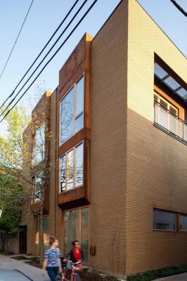 Maison Atelier yh2 in Montreal 