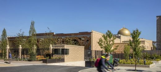 Cambridge Central Mosque by Marks Barfield Architects