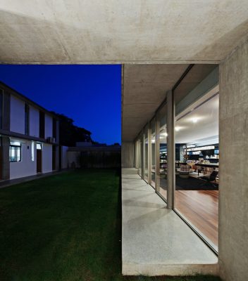 Capobianco House Library, São Paulo, SP