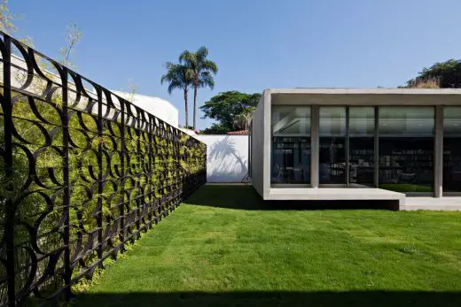 Capobianco House Library, São Paulo, SP