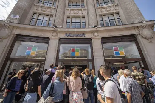 Flagship Microsoft Store in London Oxford Circus