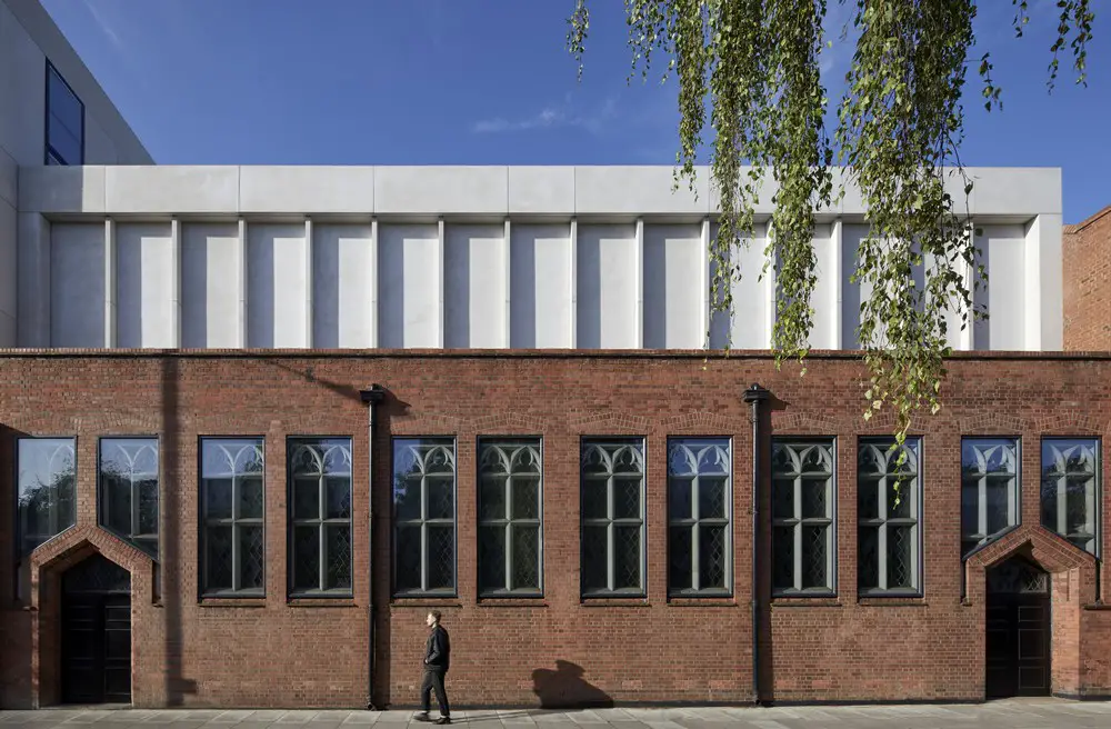 Gatehouse School, Victoria Park, London