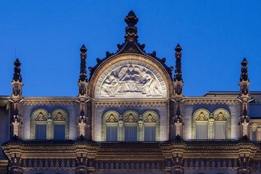 Paris Court Budapest building