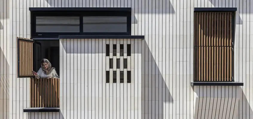 Rouzan Residential Building Isfahan: Iranian Home