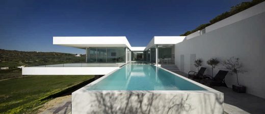 New luxury property in Praia da Luz, Lagos, Portugal