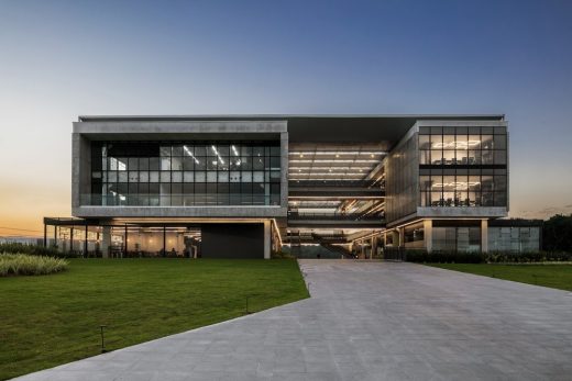 Agora Tech Park, Perini Business Park, Joinville, Santa Catarina building by Estúdio Módulo Arquitetura