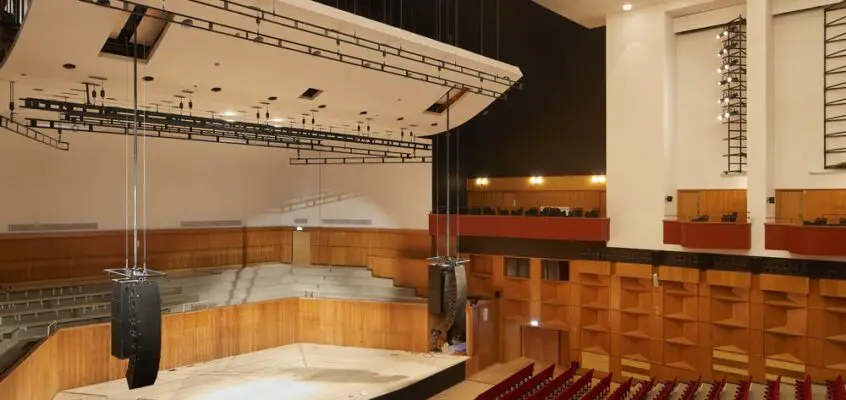 Fairfield Halls in Croydon, Arts & Entertainment