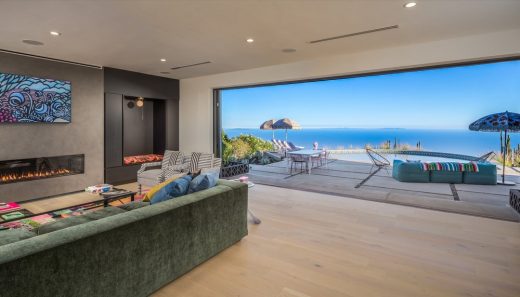 Moonrise Malibu Luxury Residence living spaces