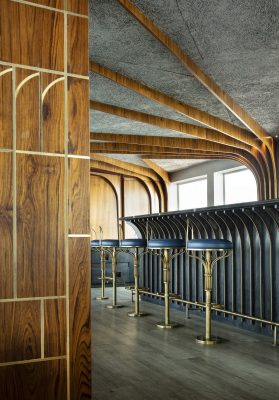 Queensline, Sea Yah Mumbai Floating Restaurant interior