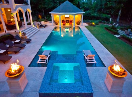 Designing the Perfect Custom Fiberglass Pool for Your Home