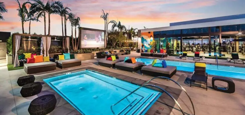 The George Anaheim, Orange County Parking