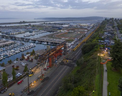 Everett Grand Avenue Pedestrian Bridge