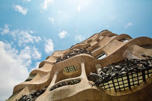 Casa Mila - House on the Cliff in Spain by GilBartolomé Architects